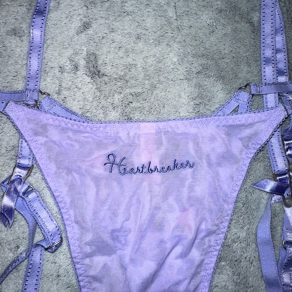 voight lingerie set - Picture 4 of 4